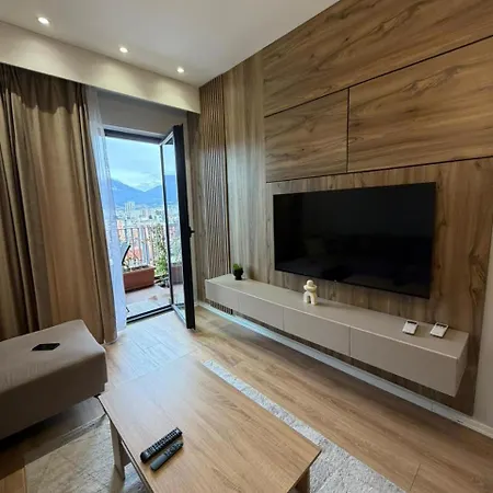 דירה Luxury Garden Building Apartment 14Th Floor City Center Tirana