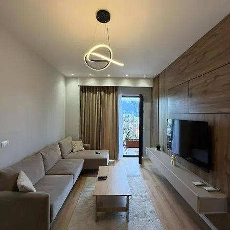 דירה Luxury Garden Building Apartment 14Th Floor City Center Tirana *